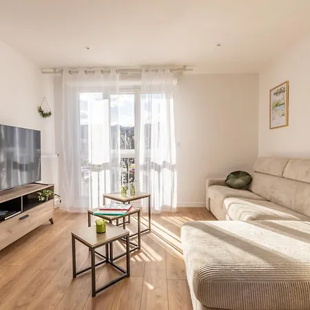 Apartment Magnifique F3 -galaxie- Equipe *